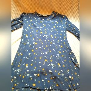 Knee-length floral dress